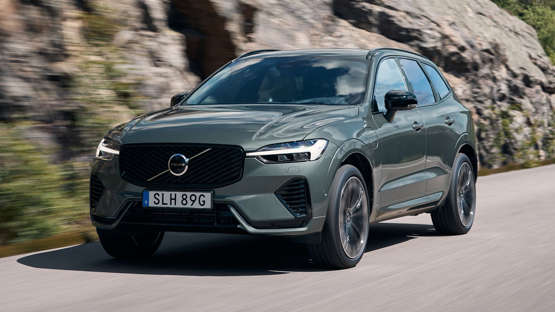 Volvo XC60 2025: чого очікувати від оновленої версії?