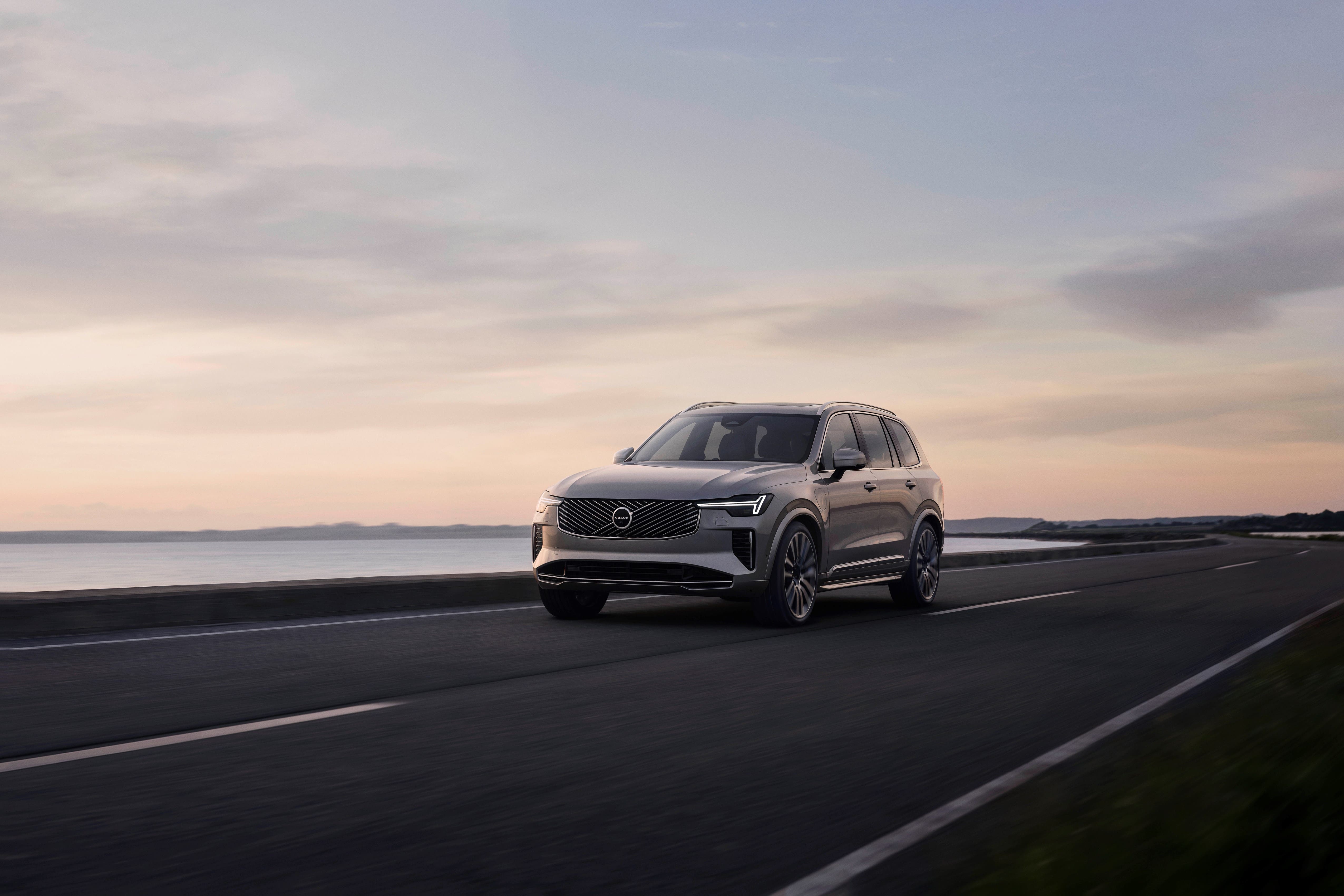 Volvo Cars презентувала новий XC90 –  вже доступний для попереднього замовлення